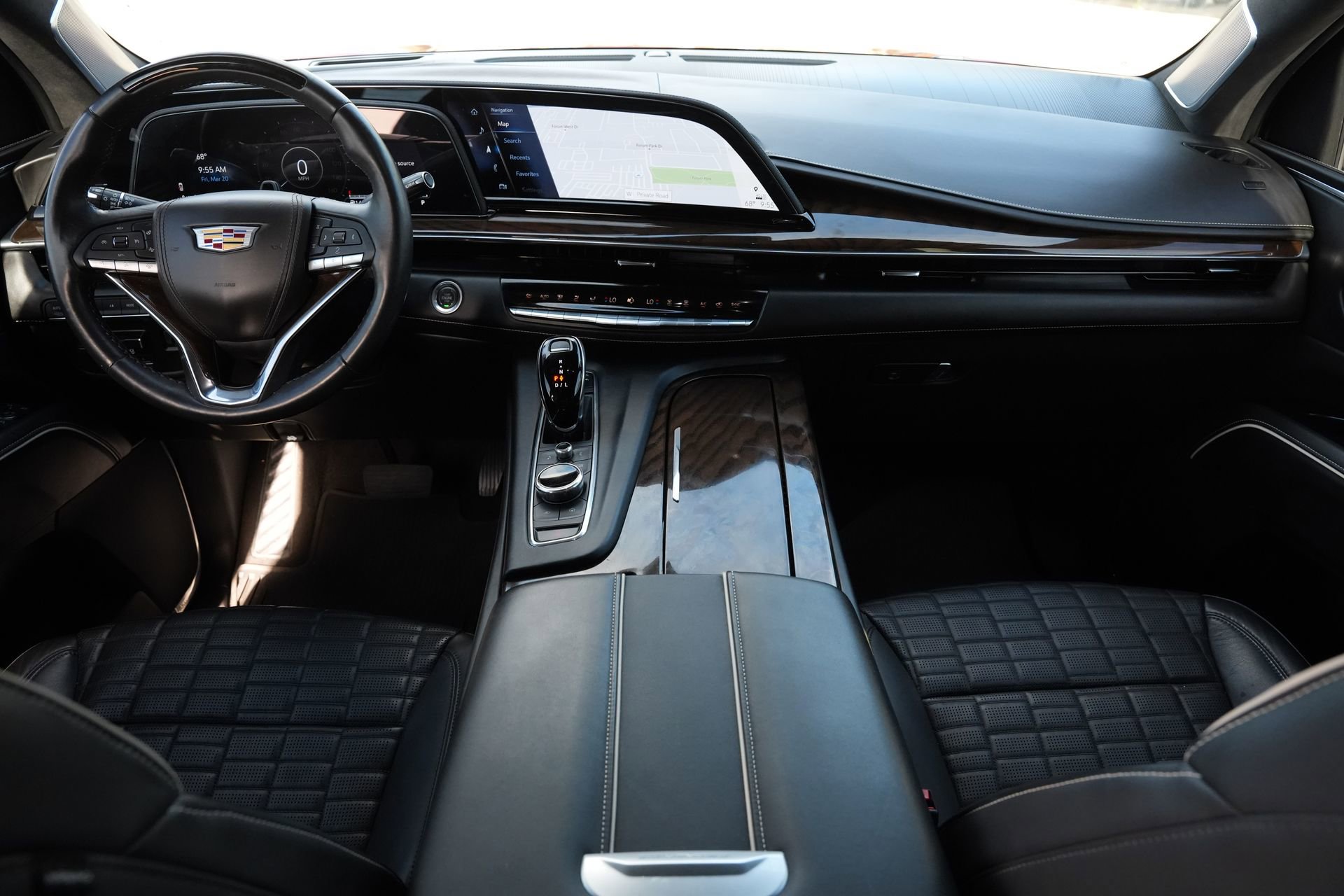 Certified 2024 Cadillac Escalade Sport Platinum w/ LPO, ONYX Package image 7