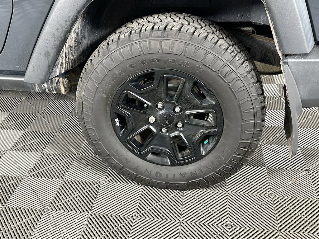 Certified 2016 Jeep Wrangler Sport image 37