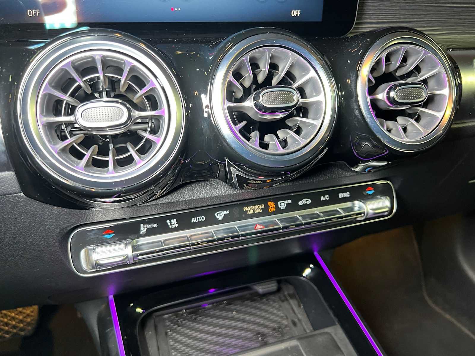 Certified 2026 Mercedes-Benz GLB 250 4MATIC image 34