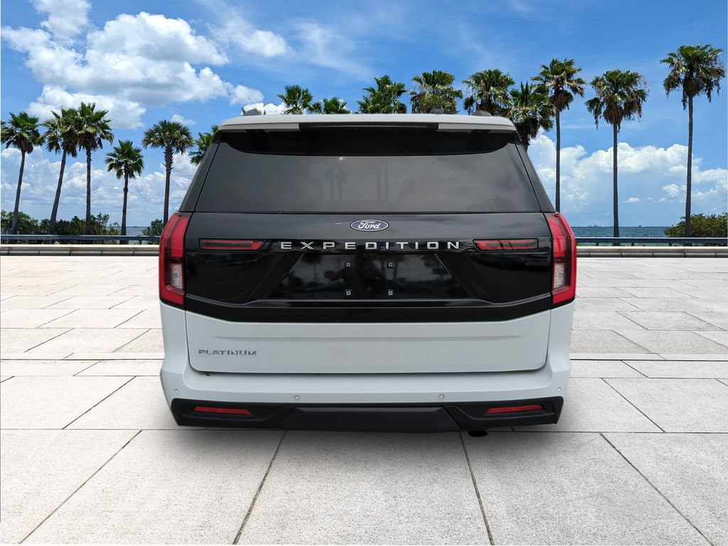Certified 2025 Ford Expedition Platinum AWD/4WD image 7