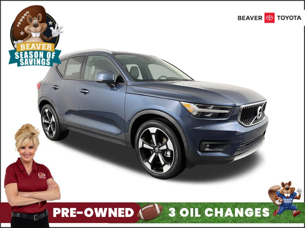 Used 2022 Volvo XC40 T5 Momentum w/ Premium Package AWD/4WD image 1