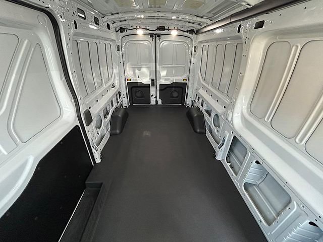 New 2025 Ford Transit 250 148 Medium Roof Extended AWD image 21