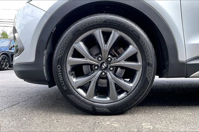 Used 2018 Hyundai Santa Fe Sport w/ Cargo Package AWD/4WD image 34