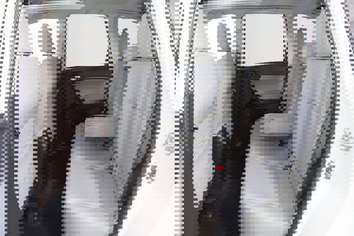 Used 2014 Subaru Forester 2.5i Limited image 41