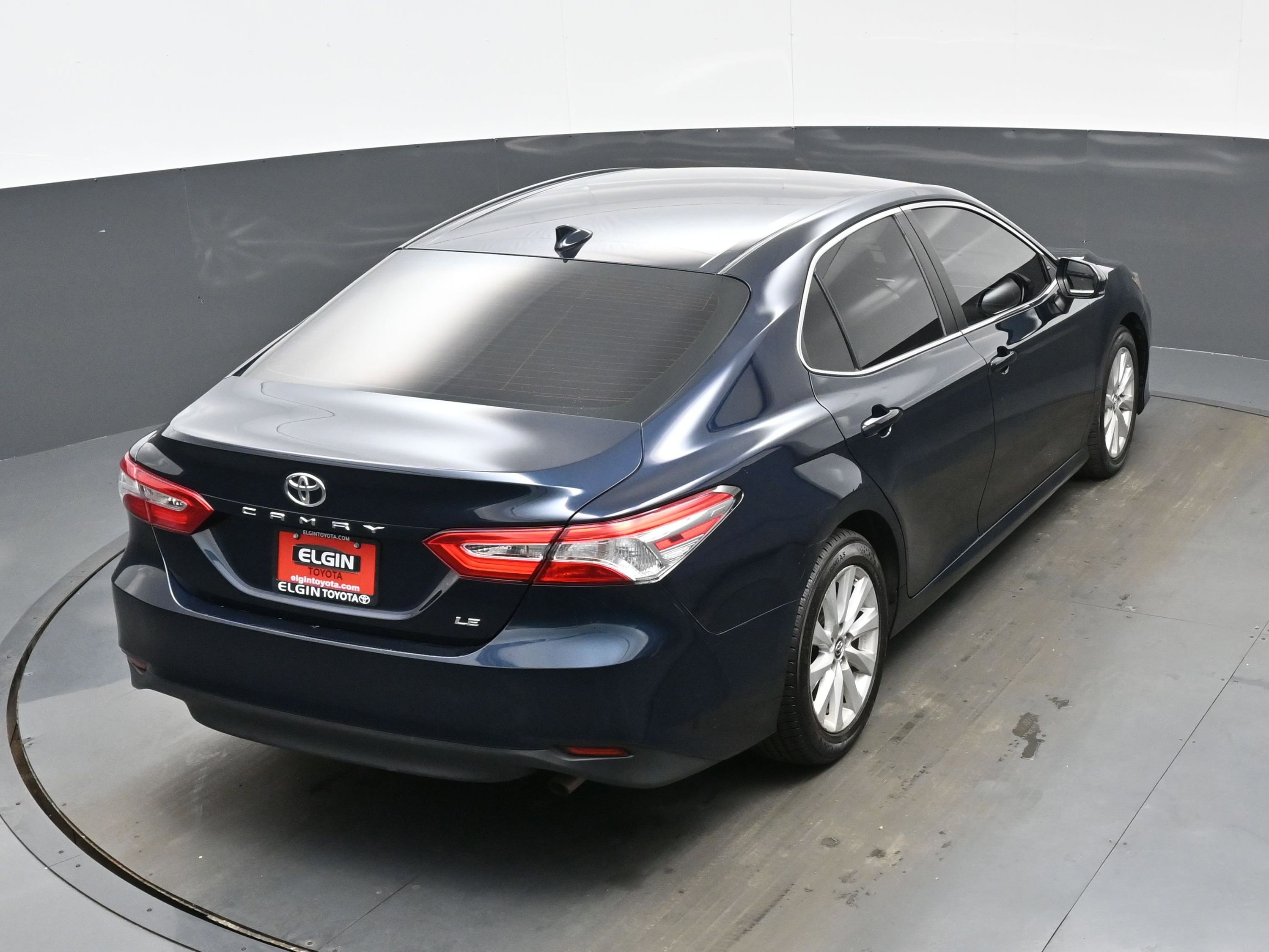 Used 2019 Toyota Camry LE image 39