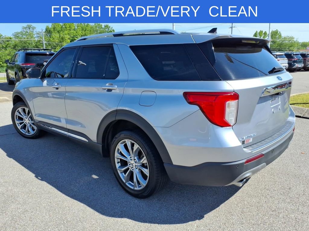 Used 2021 Ford Explorer Limited w/ Equipment Group 301A AWD/4WD image 17