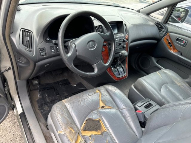 Used 2000 Lexus RX 300 2WD image 4