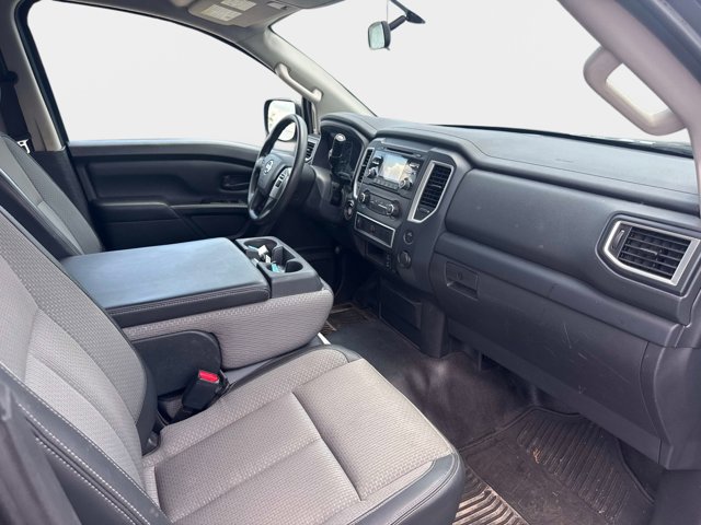 Certified 2017 Nissan Titan S RWD image 13