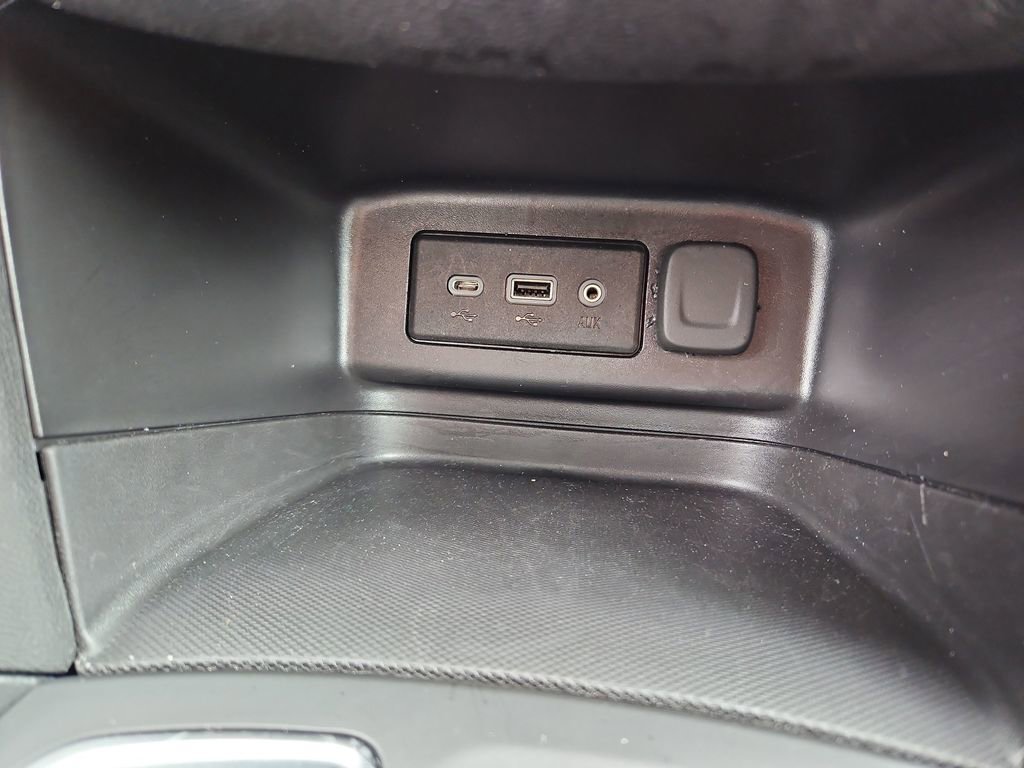 Used 2024 Chevrolet Equinox LT image 21