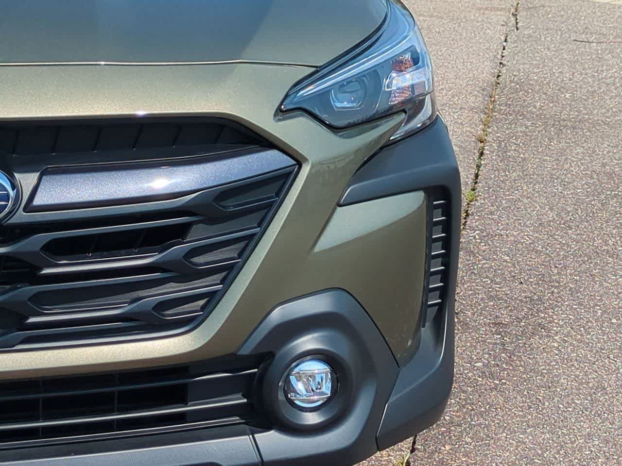 Certified 2025 Subaru Outback Premium w/ Popular Package #1A AWD/4WD image 10
