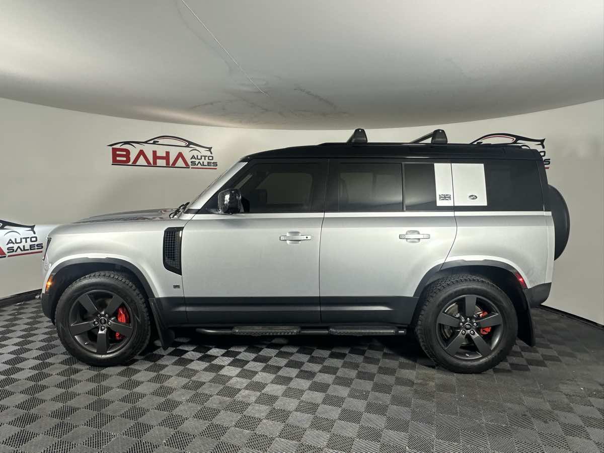 Used 2020 Land Rover Defender 110 SE AWD/4WD image 4