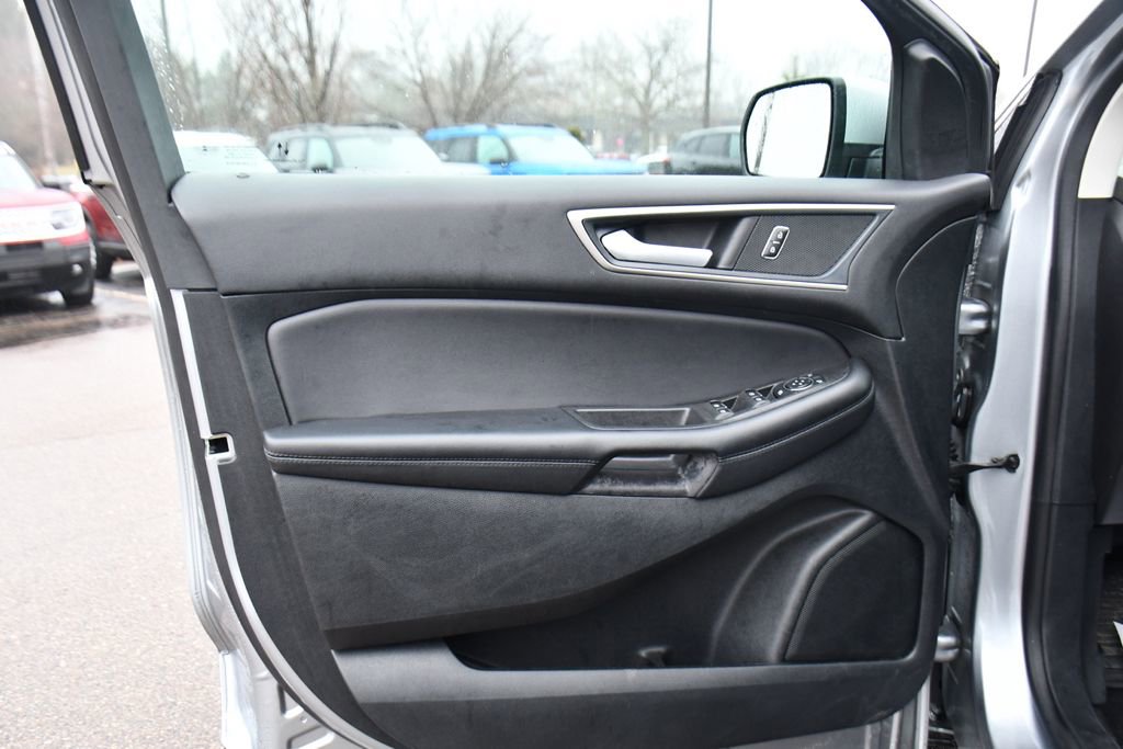 Used 2024 Ford Edge SEL w/ Convenience Package image 22