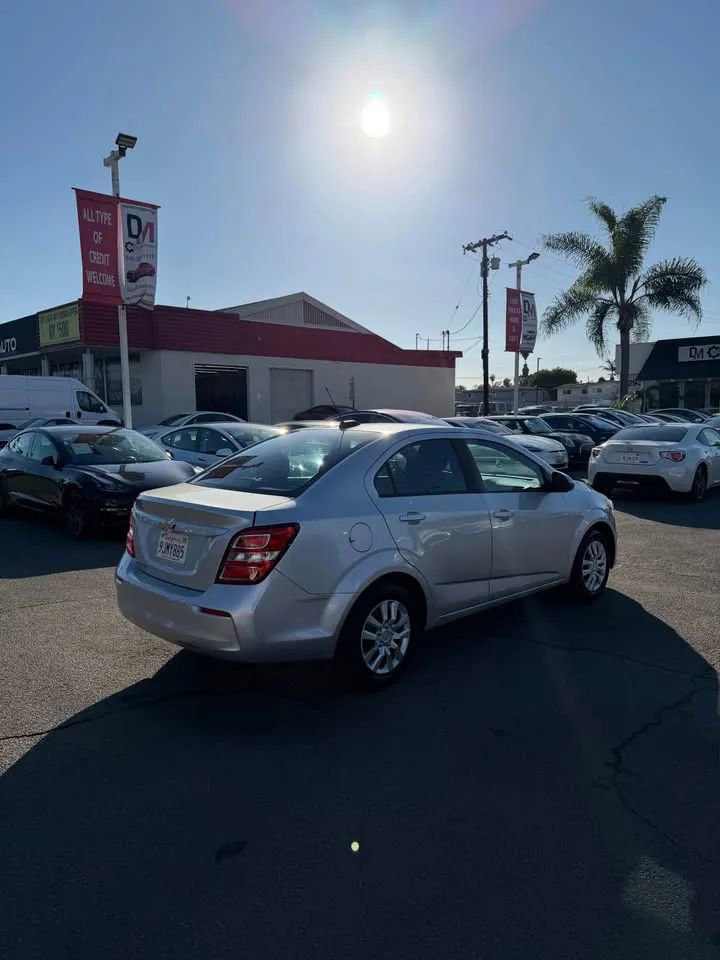 Used 2018 Chevrolet Sonic LS image 4
