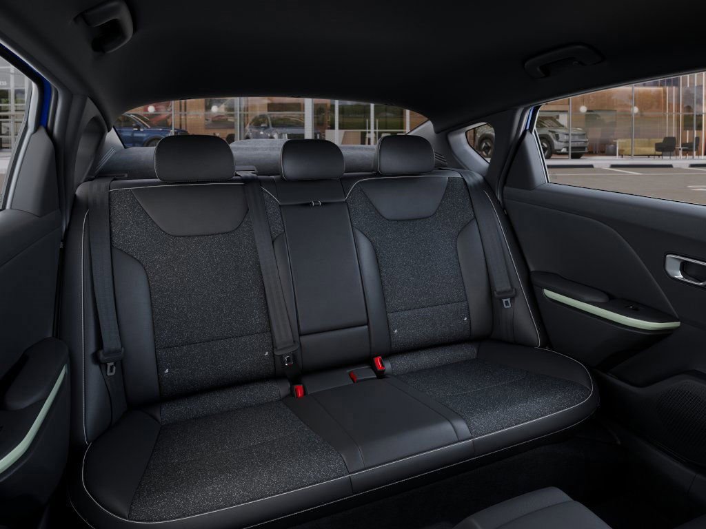 New 2025 Kia K4 GT-Line image 17