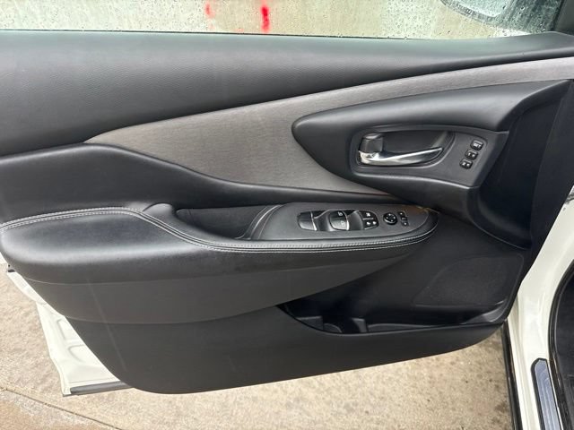 Used 2019 Nissan Murano SL w/ SL Technology Package AWD/4WD image 11