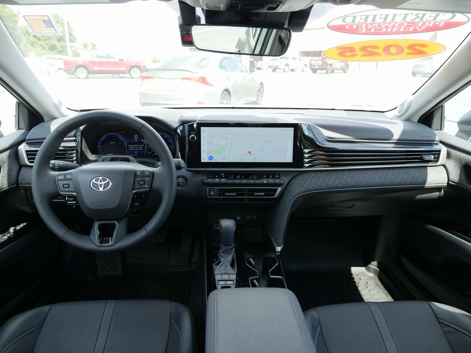 Used 2025 Toyota Camry XLE image 19