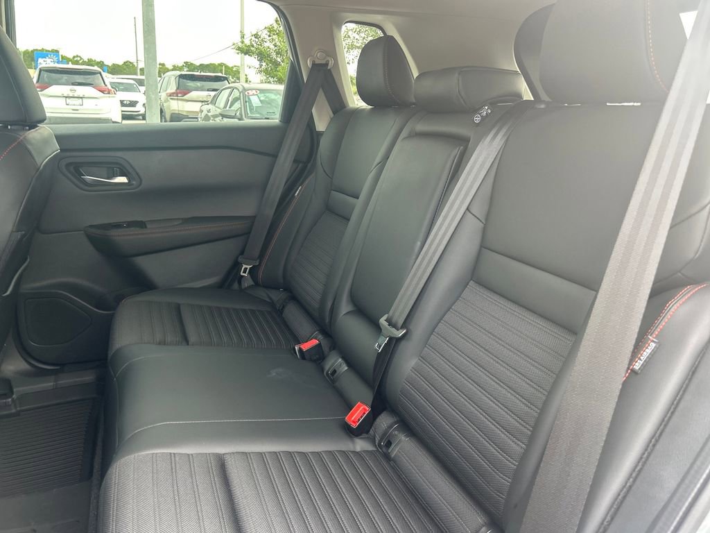 New 2026 Nissan Rogue SV image 24