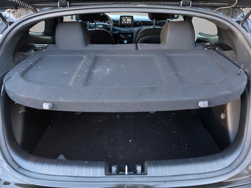 Used 2019 Hyundai Veloster 2.0 image 14