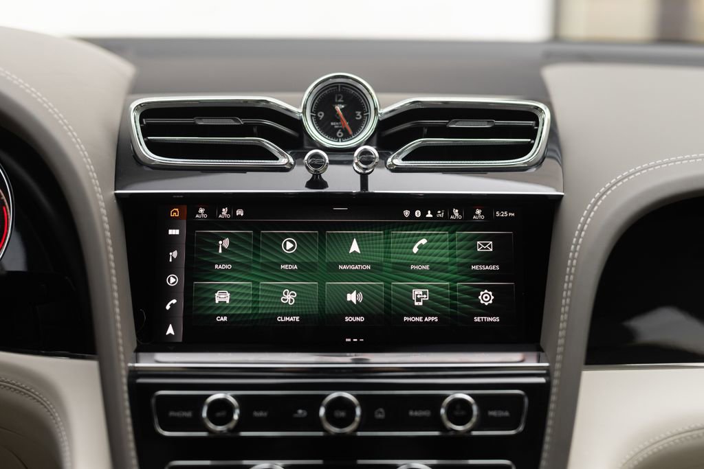 Used 2023 Bentley Bentayga Speed AWD/4WD image 58