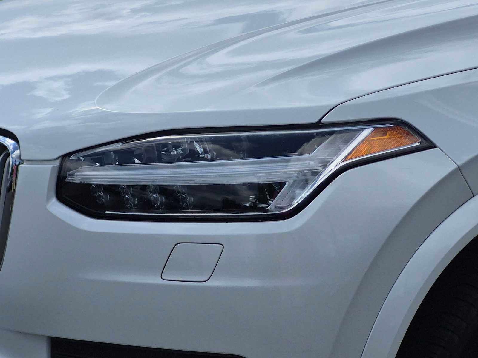 Used 2018 Volvo XC90 T6 Inscription w/ Convenience Package AWD/4WD image 11