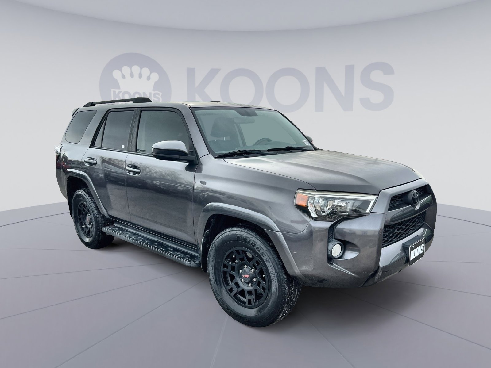 Used 2016 Toyota 4Runner SR5 image 10