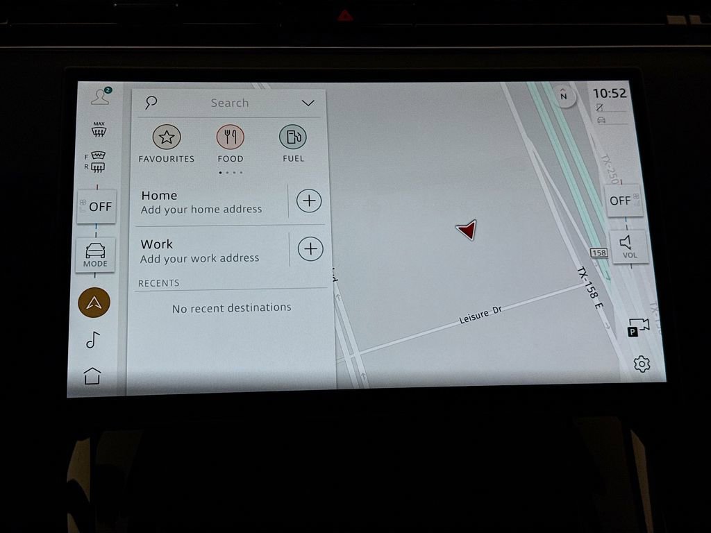 Used 2025 Land Rover Range Rover Sport SE image 16