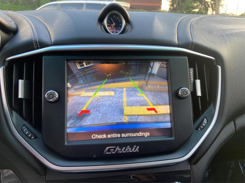 Used 2016 Maserati Ghibli image 17