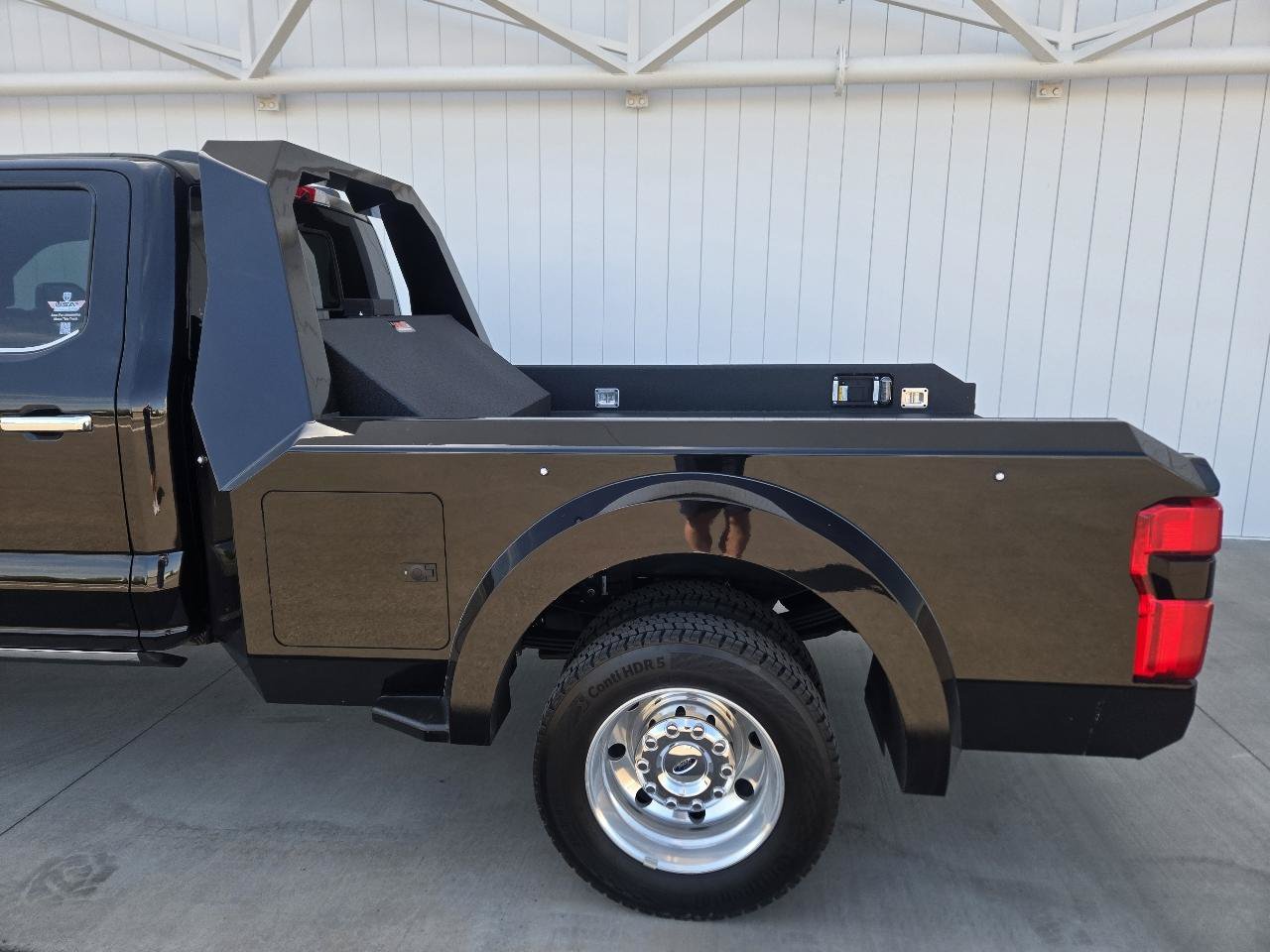 Used 2024 Ford F450 Platinum AWD/4WD image 17