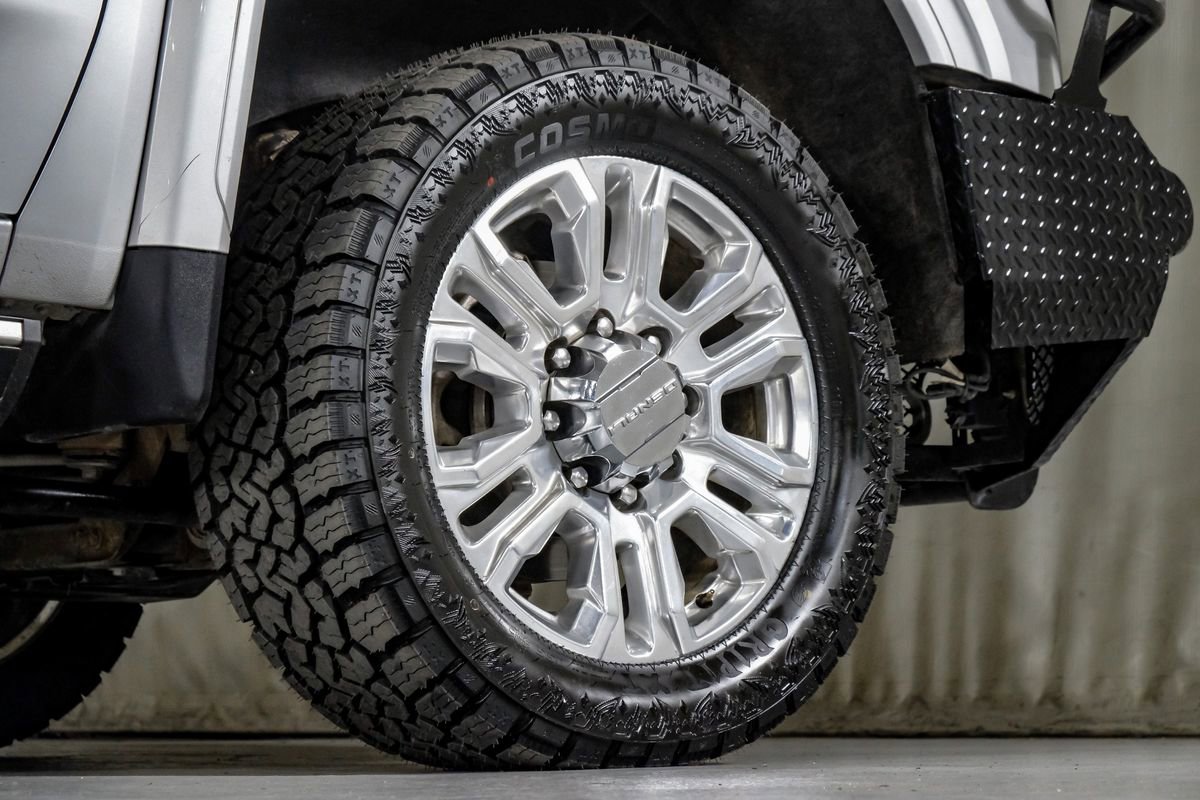 Used 2023 GMC Sierra 3500 Denali w/ Denali Ultimate Package AWD/4WD image 56