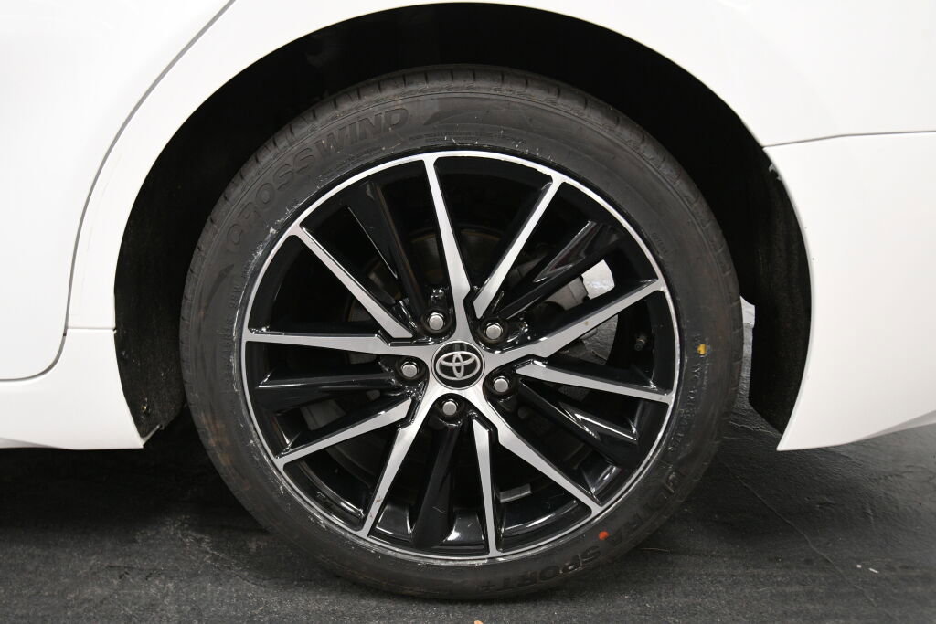 Certified 2024 Toyota Camry SE image 30