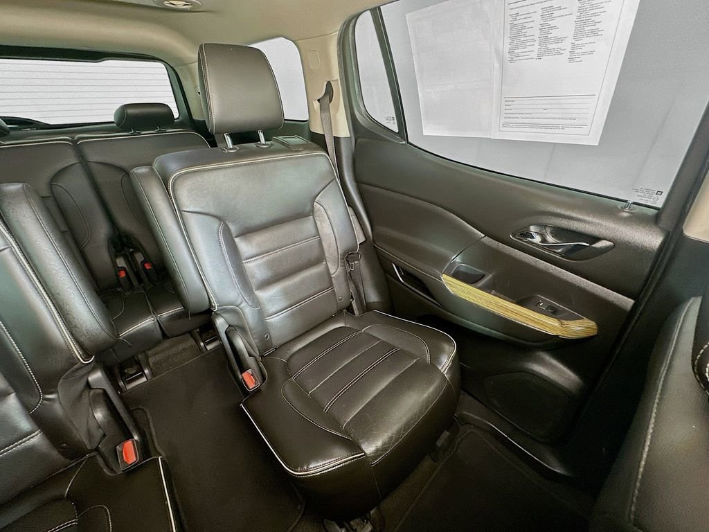 Used 2017 GMC Acadia Denali w/ Technology Package image 14