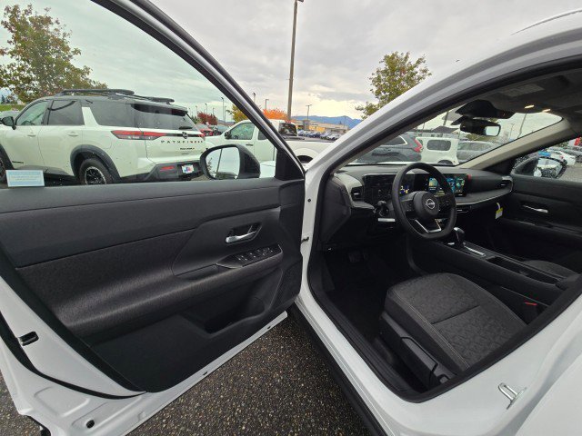 New 2026 Nissan Kicks SV w/ Cold Weather Package image 21