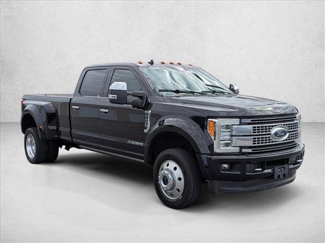 Used 2019 Ford F450 Platinum w/ Platinum Ultimate Package AWD/4WD image 3