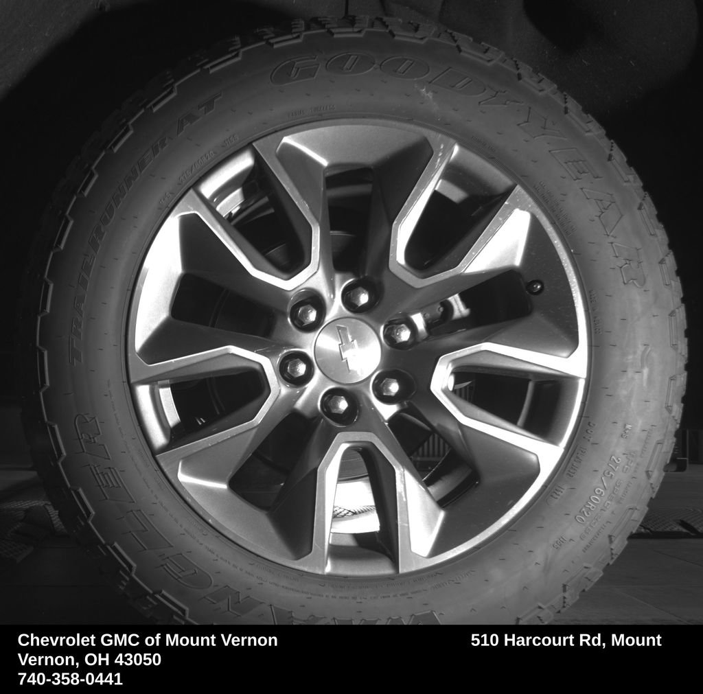 Used 2023 Chevrolet Silverado 1500 LT AWD/4WD image 28