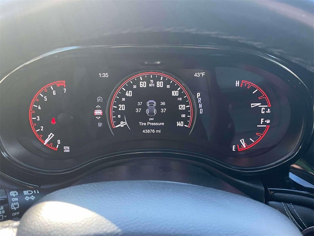 Used 2021 Dodge Durango SXT image 24