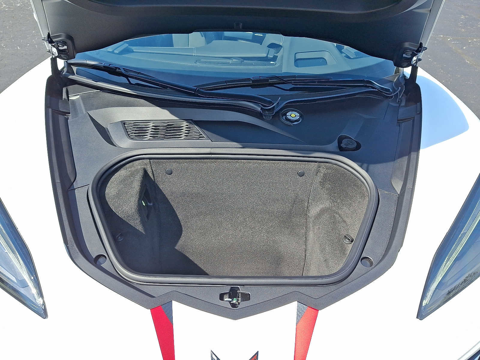 Used 2024 Chevrolet Corvette Stingray Preferred Cpe w/ Z51 Performance Package image 26