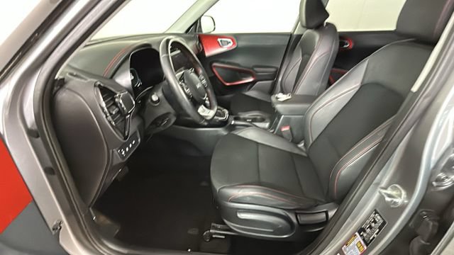 Used 2023 Kia Soul GT-Line FWD image 12