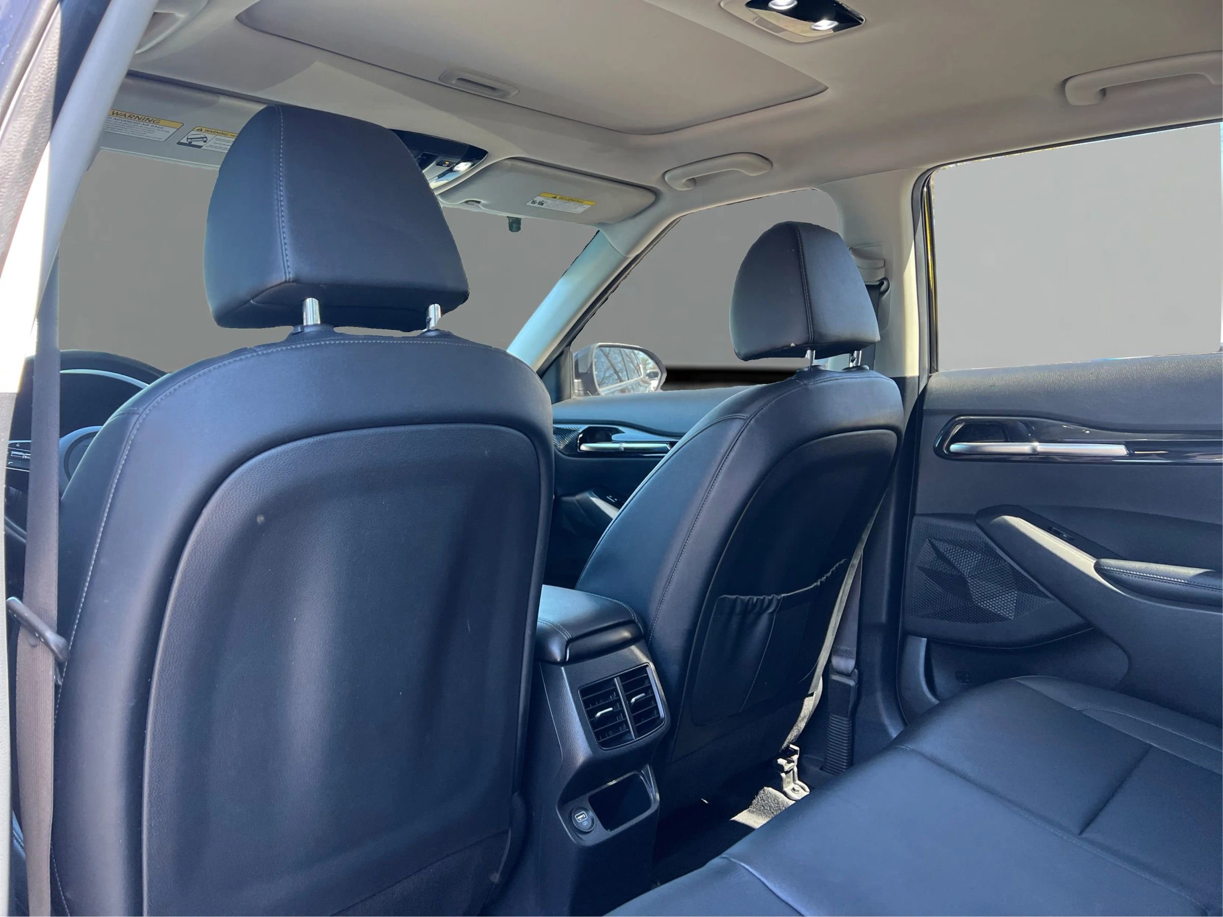 Used 2021 Kia Seltos EX image 10