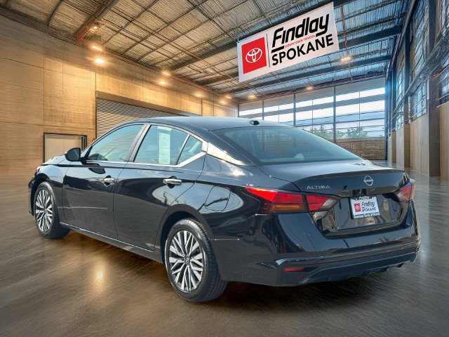 Used 2025 Nissan Altima 2.5 SV FWD image 6