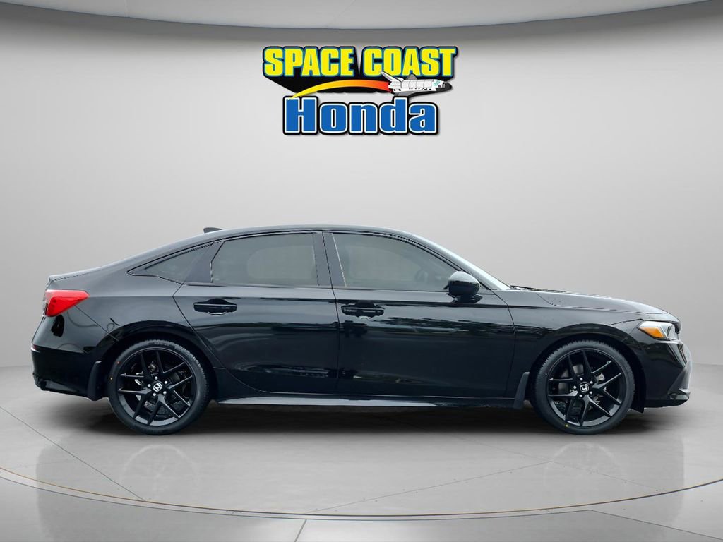 Used 2023 Honda Civic Sport image 10