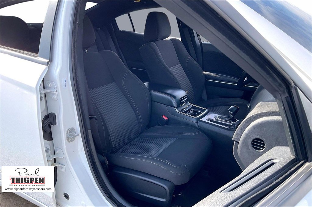 Used 2023 Dodge Charger SXT image 7