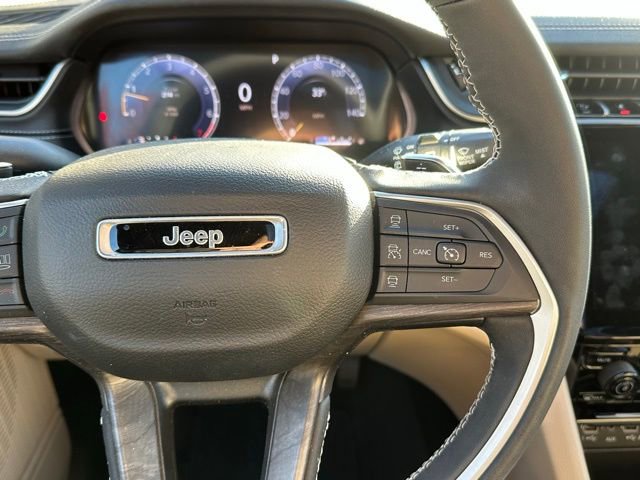 Used 2024 Jeep Grand Cherokee Limited image 21
