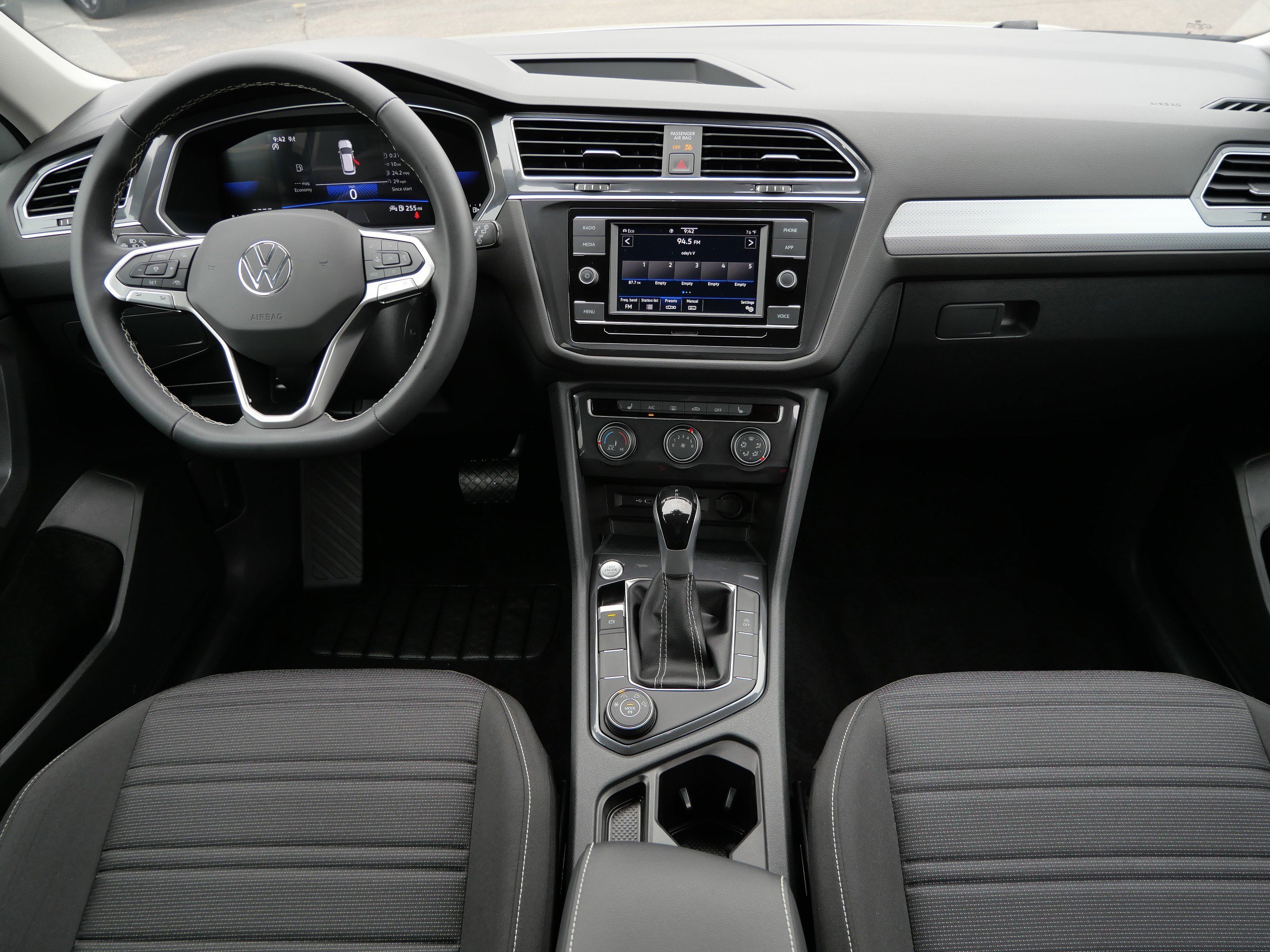 Used 2024 Volkswagen Tiguan S w/ MDO Package, Two-Row AWD/4WD image 10