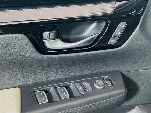 Certified 2025 Honda CR-V EX-L image 18