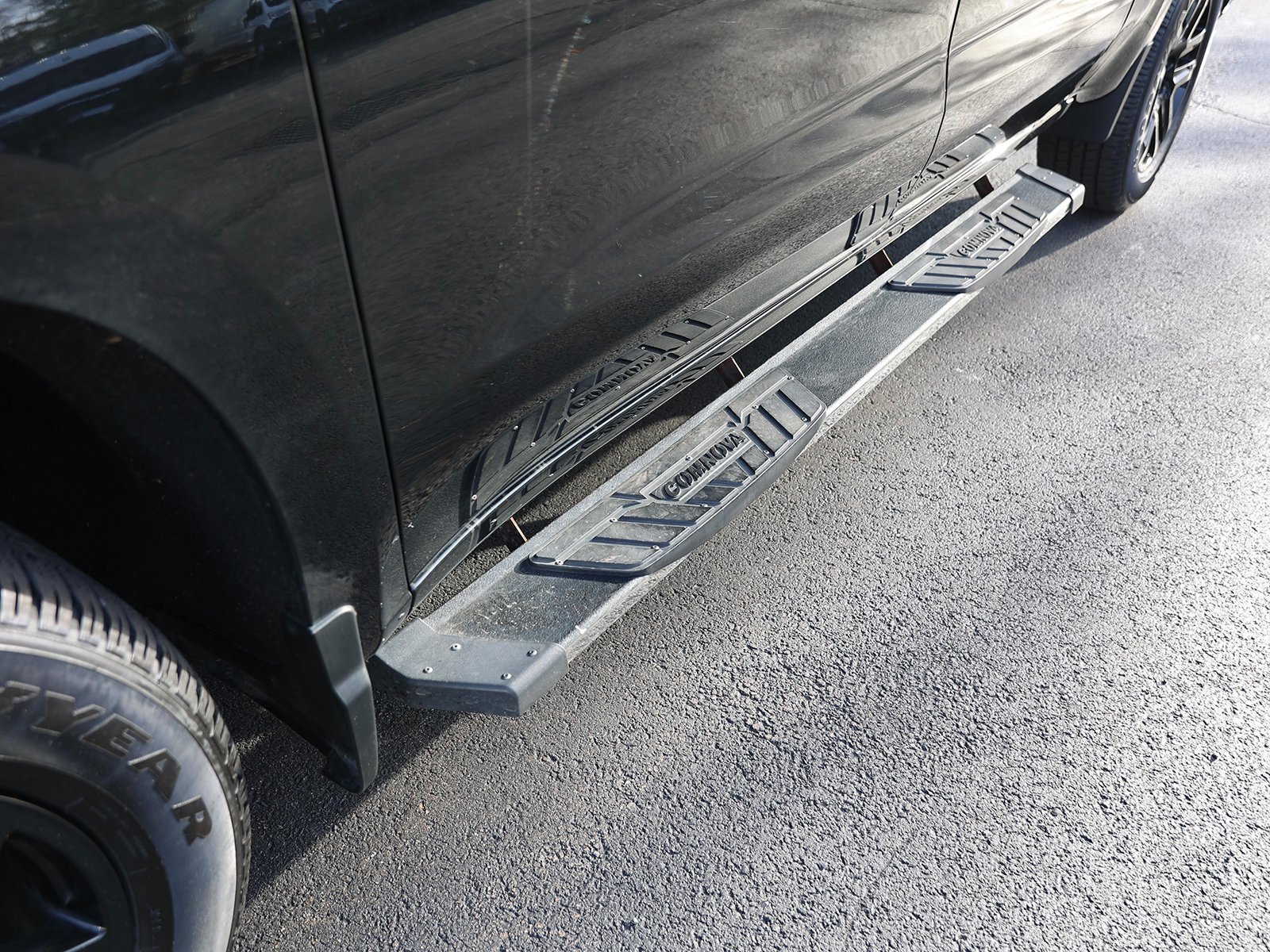 Used 2023 Chevrolet Silverado 1500 RST image 10