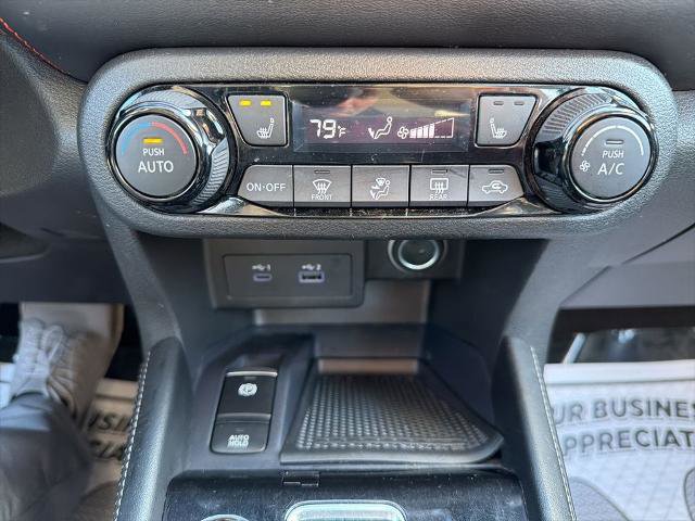 Certified 2024 Nissan Kicks SR w/ SR Premium Package image 21