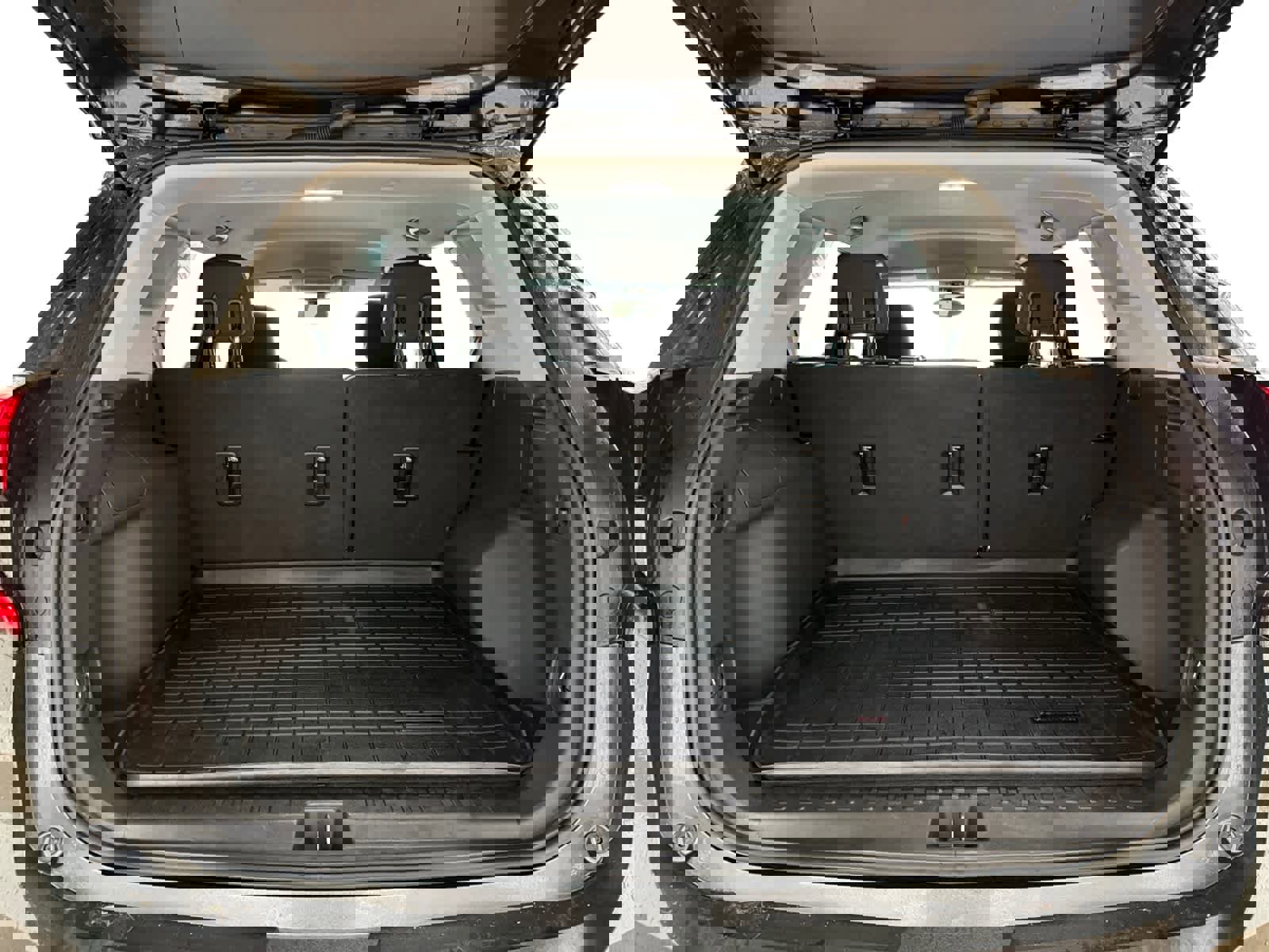 Used 2018 GMC Terrain SLE w/ Driver Convenience Package image 14