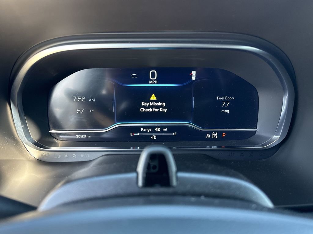 Used 2024 Chevrolet Suburban High Country w/ Advanced Technology Package AWD/4WD image 25