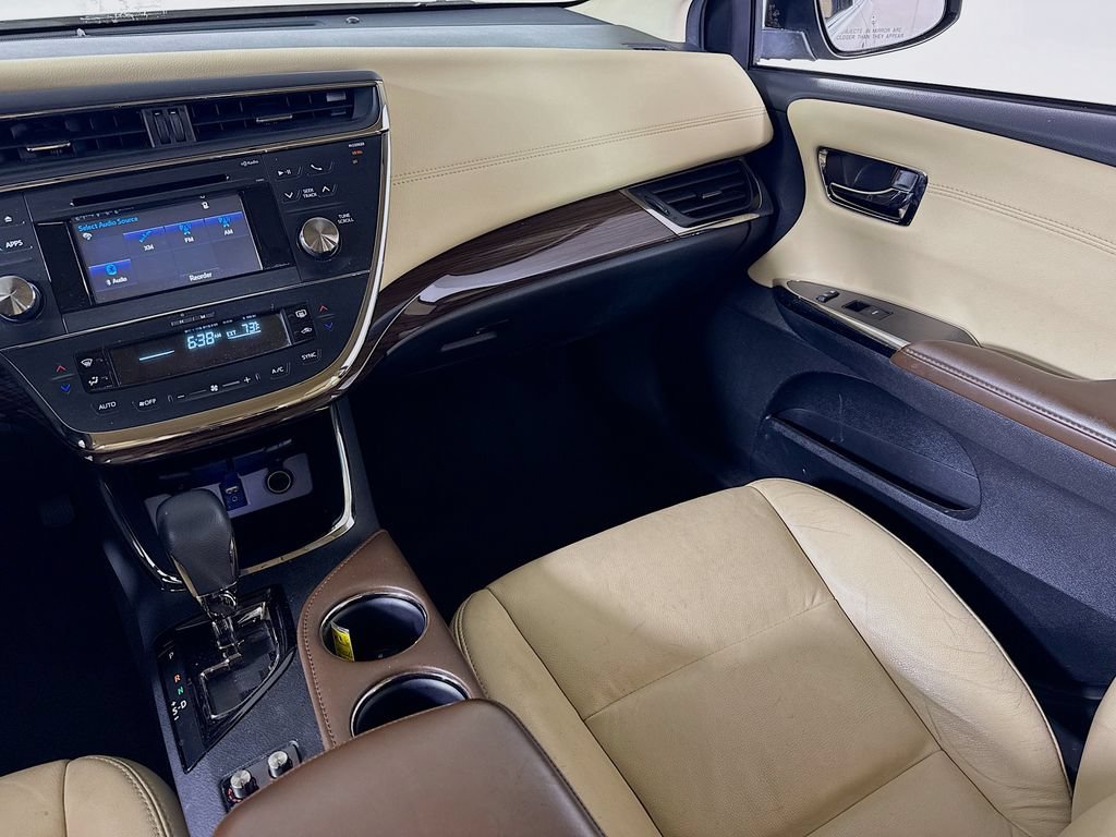 Used 2015 Toyota Avalon XLE FWD image 22