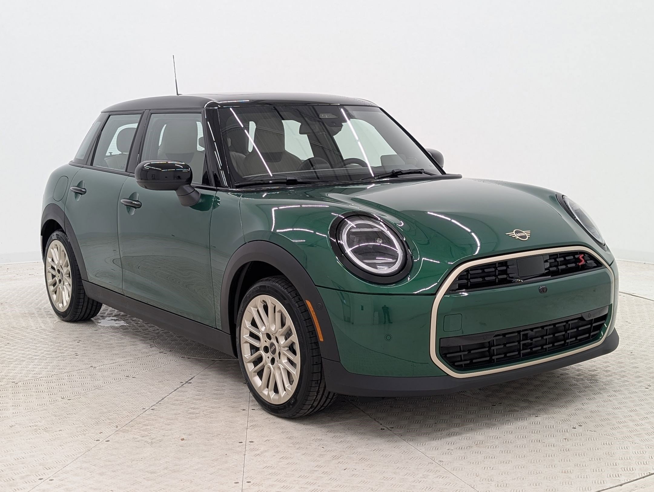 New 2026 MINI Cooper S image 7
